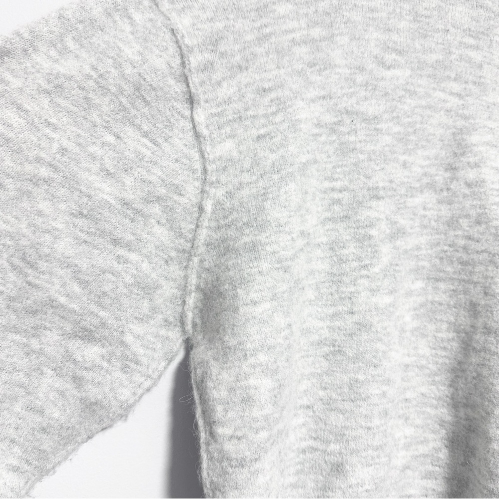 Wilfred Light Gray V-Neck Sweater size XL - Picture 7 of 11